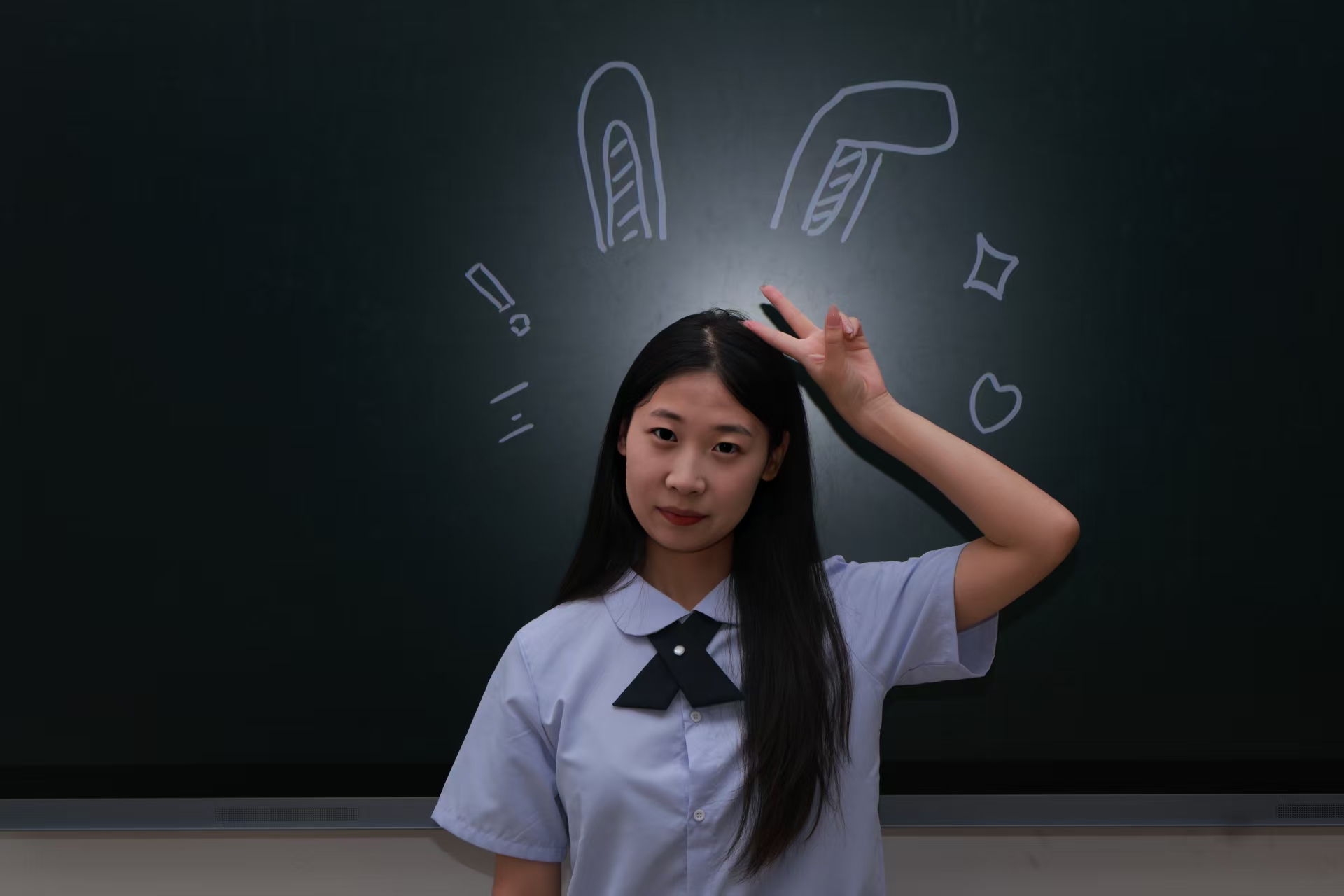 教师教育学院2025届毕业生吴明洋成功“上岸”承德县公务员岗位